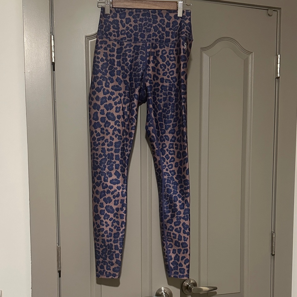 Good American pink & purple animal print Leggings